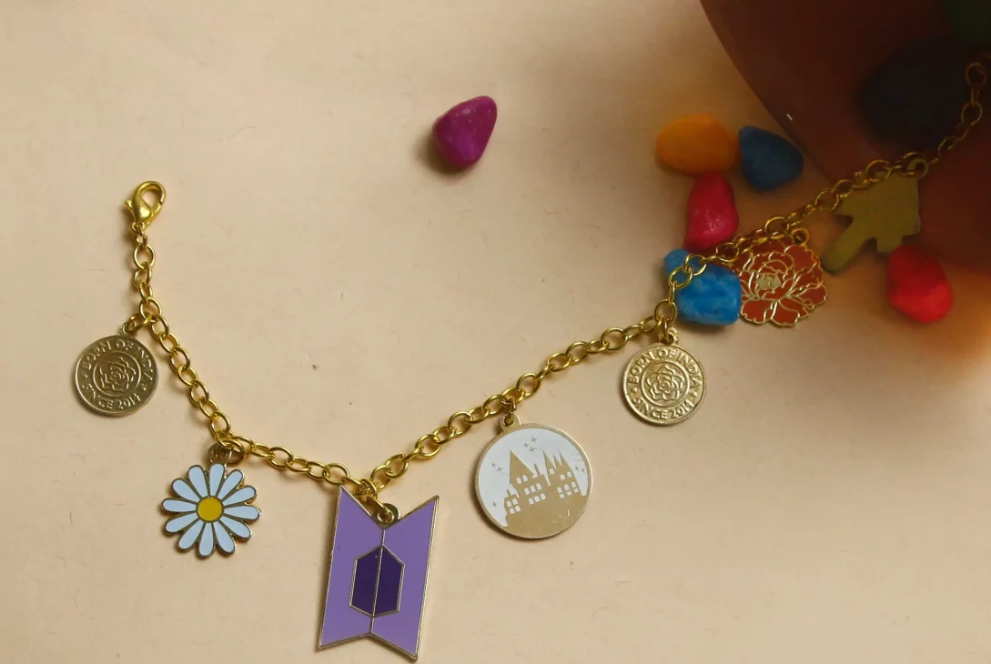 Customized Charms Bracelete